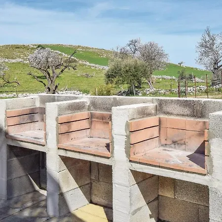 In With Outdoor Swimming Pool Ragusa